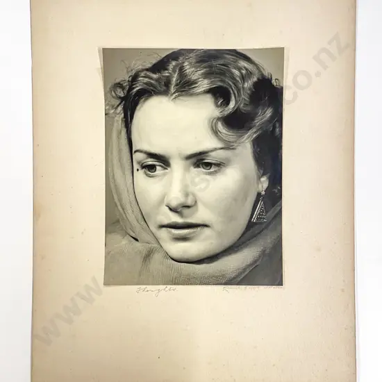Collection Twenty Len. Casbolt Studio Portraits Mounted on Card