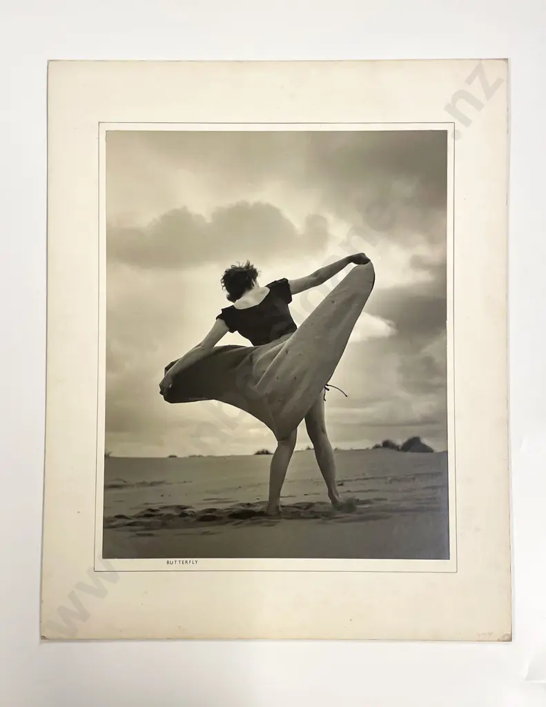 Collection Fifteen Len. Casbolt Studio Photographs on Card Image 1++