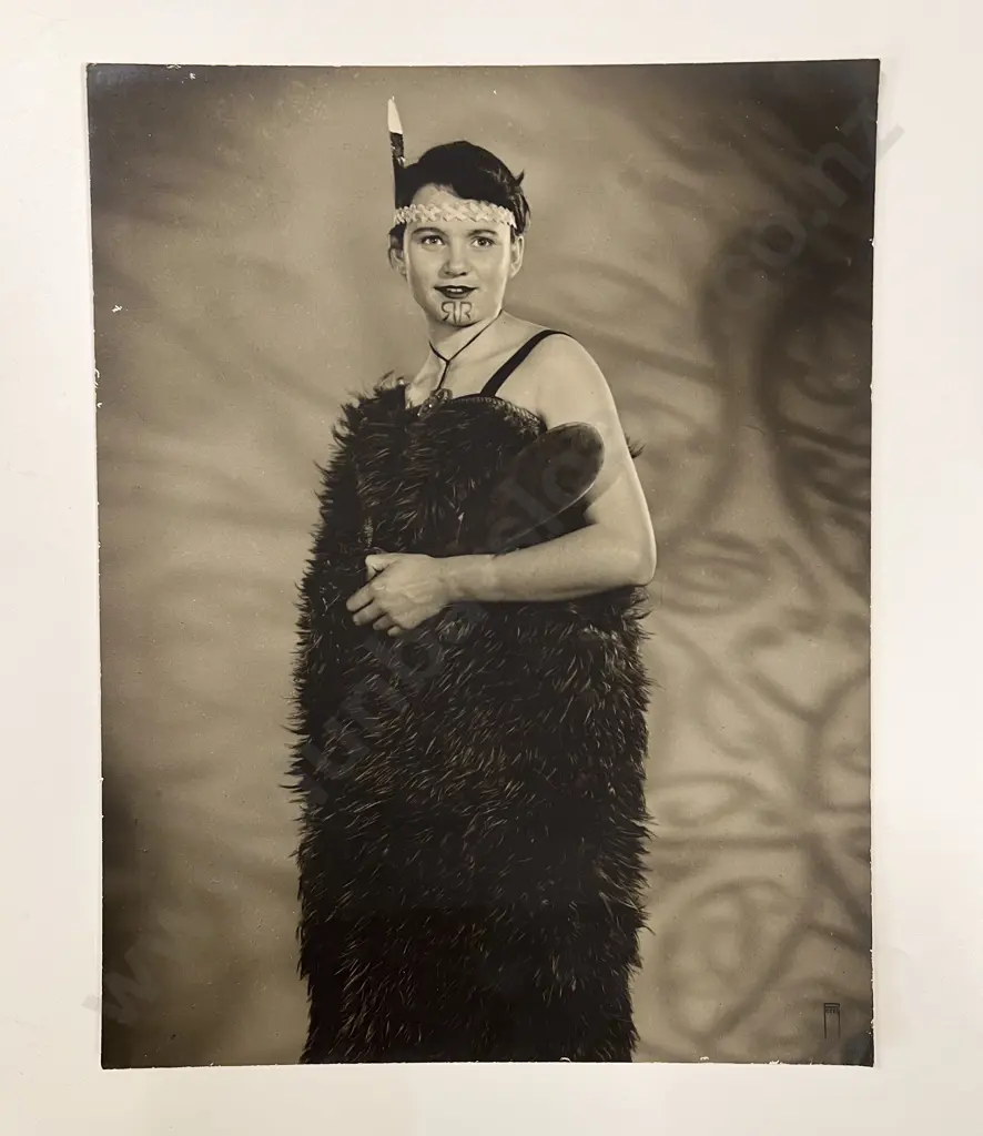 Geoff W. Perry Len. Casbolt and Smith Five Wahine Studio Portraits Image 1++
