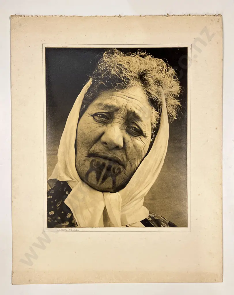 Geoff W. Perry Len. Casbolt and Smith Five Wahine Studio Portraits Image 1++