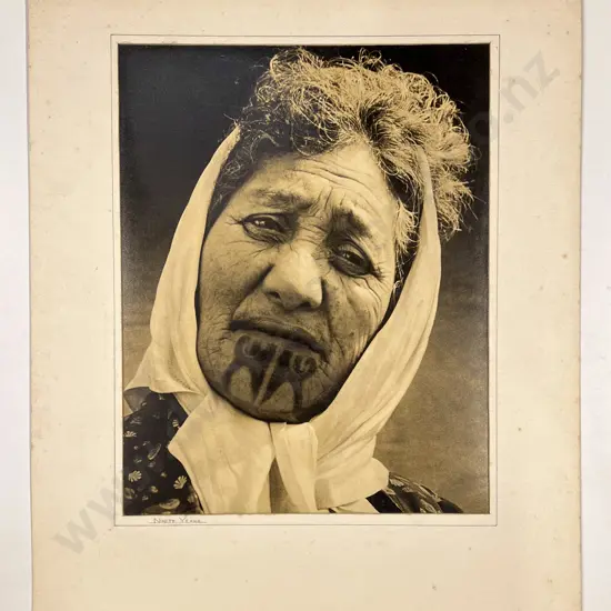 Geoff W. Perry Len. Casbolt and Smith Five Wahine Studio Portraits