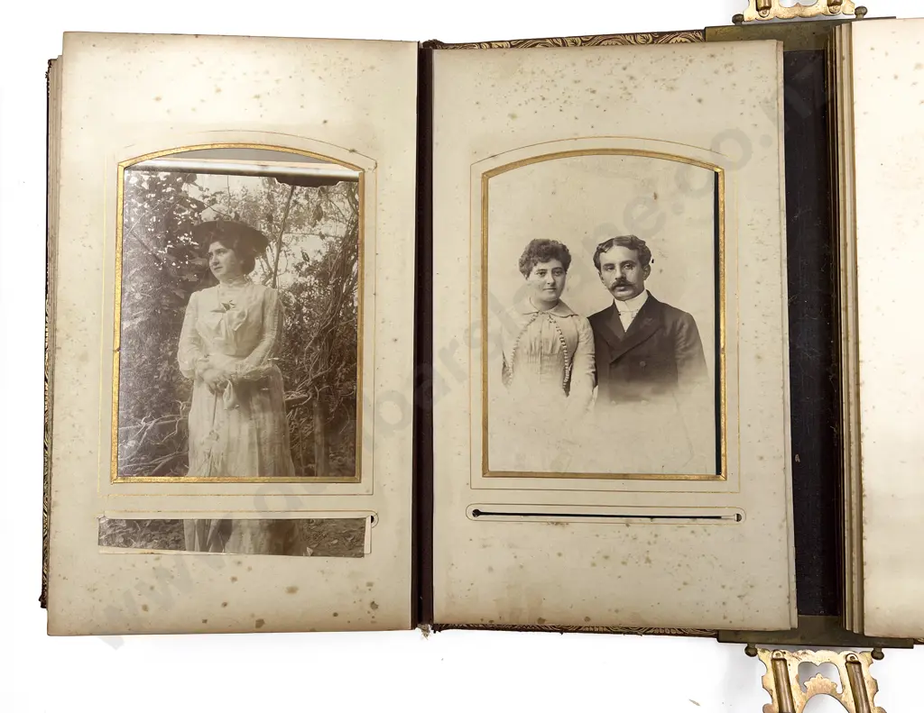Late C19th Photo Album European Studio Portrait Photographs Image 1++