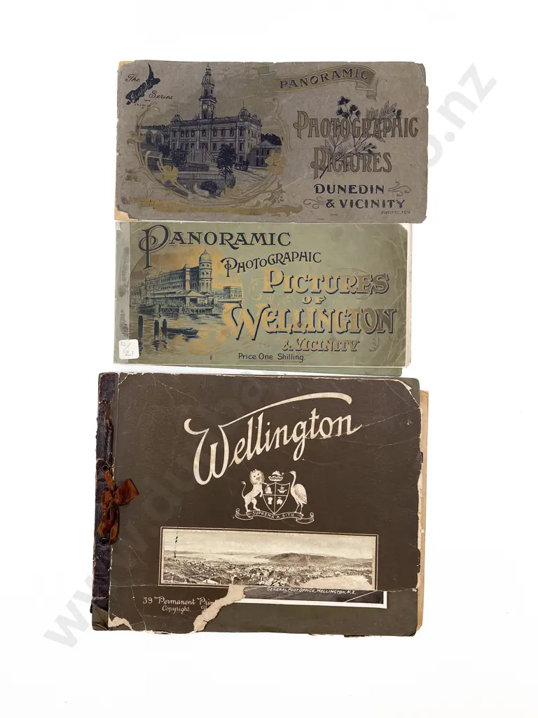 Three Photographic Picture Albums Image 1++