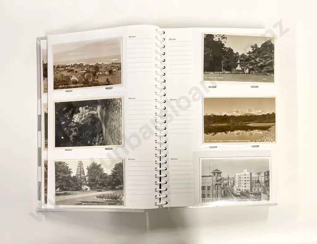 Collection of Assorted Early C20th NZ postcards Image 1++