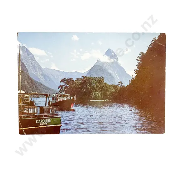 Album Mid C20th NZ Souvenir Postcards