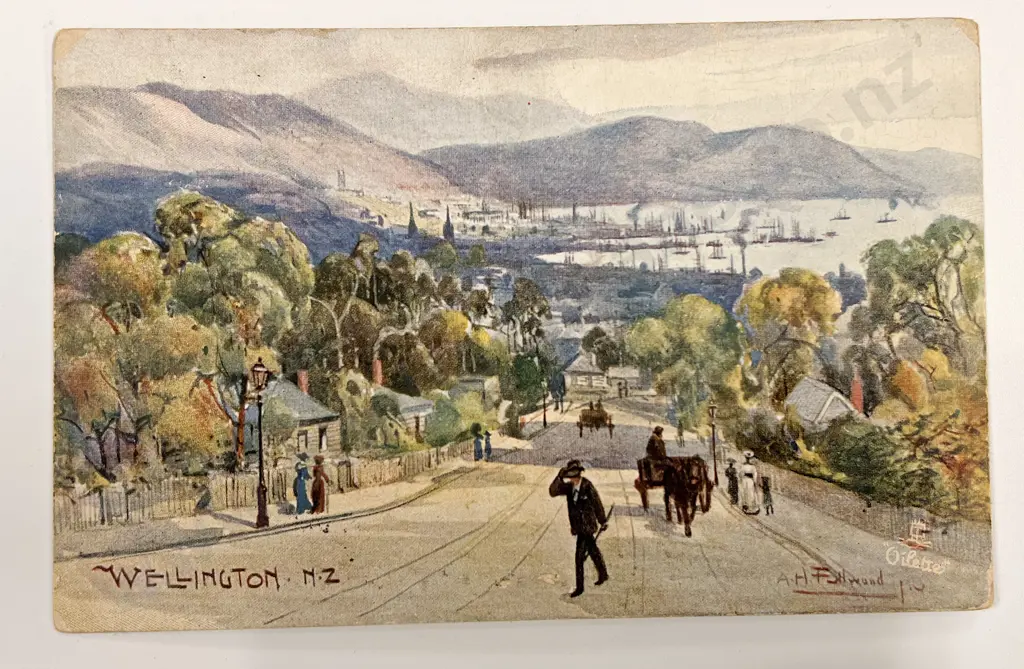 Quantity Mixed NZ & World Postcards Image 1++