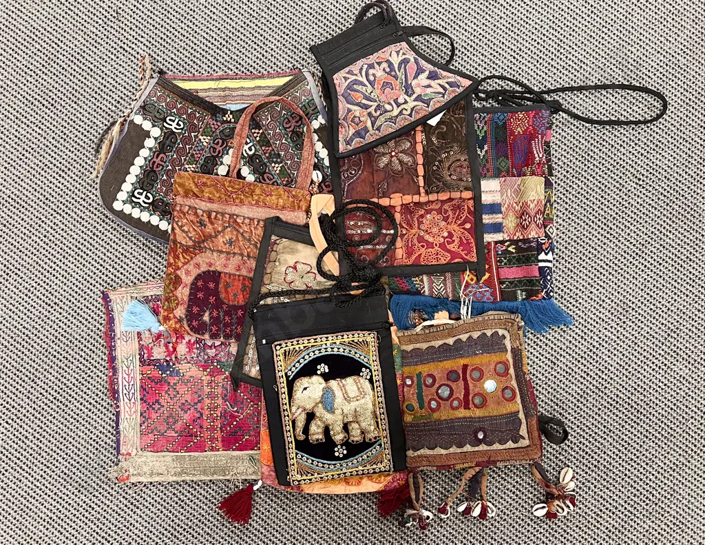 Collection Indian Embroidered Shoulder Bags Image 1++