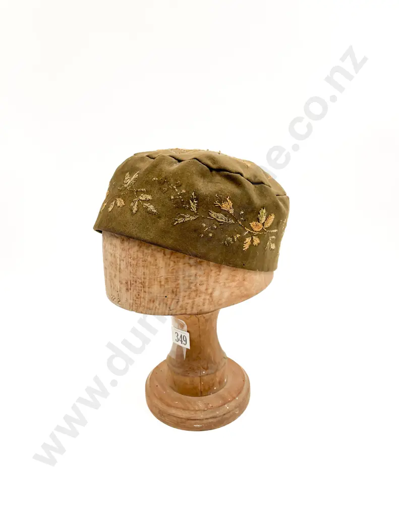 Vintage Hat Block Image 1++