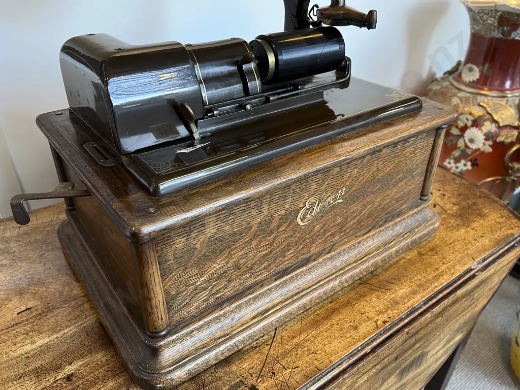 Tabletop Edison "Comet" Phonograph Image 1++