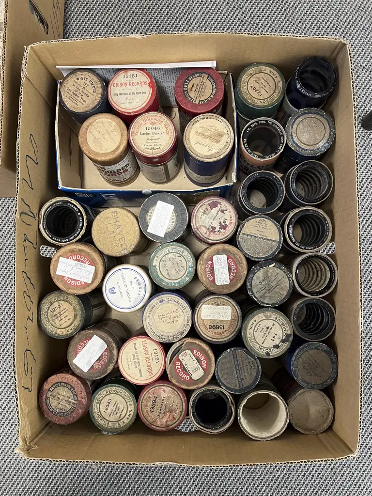 Collection Various Edison Gramophone Cylinders Image 1++