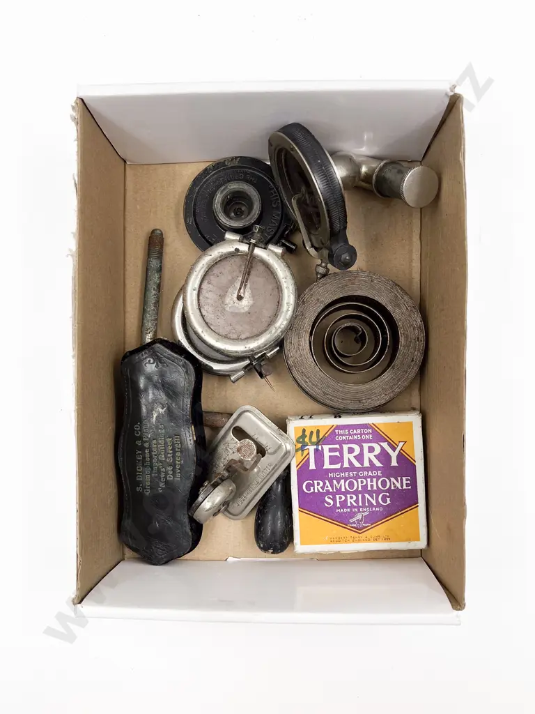 Three Gramophone Needle Casings and other Components Image 1++