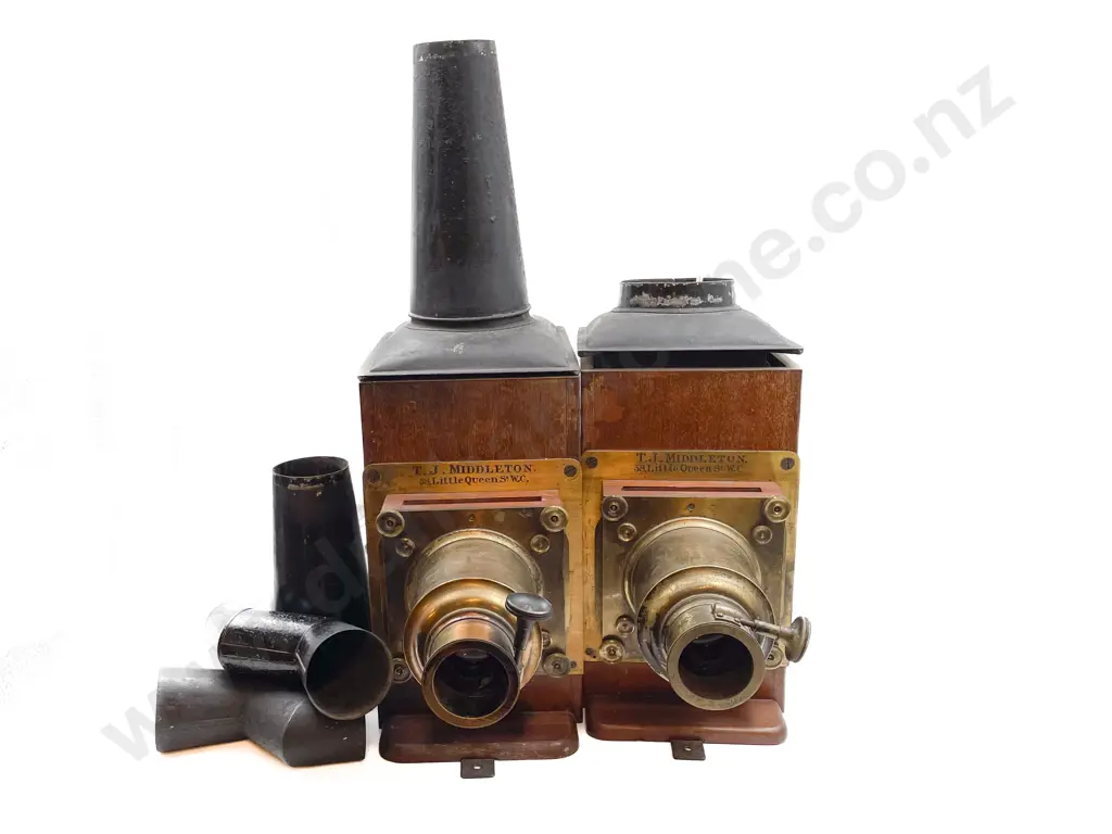 Original Carry Boxed Pair Magic Lanterns by T.J. Middleton 29 Little Queen St WC Image 1++