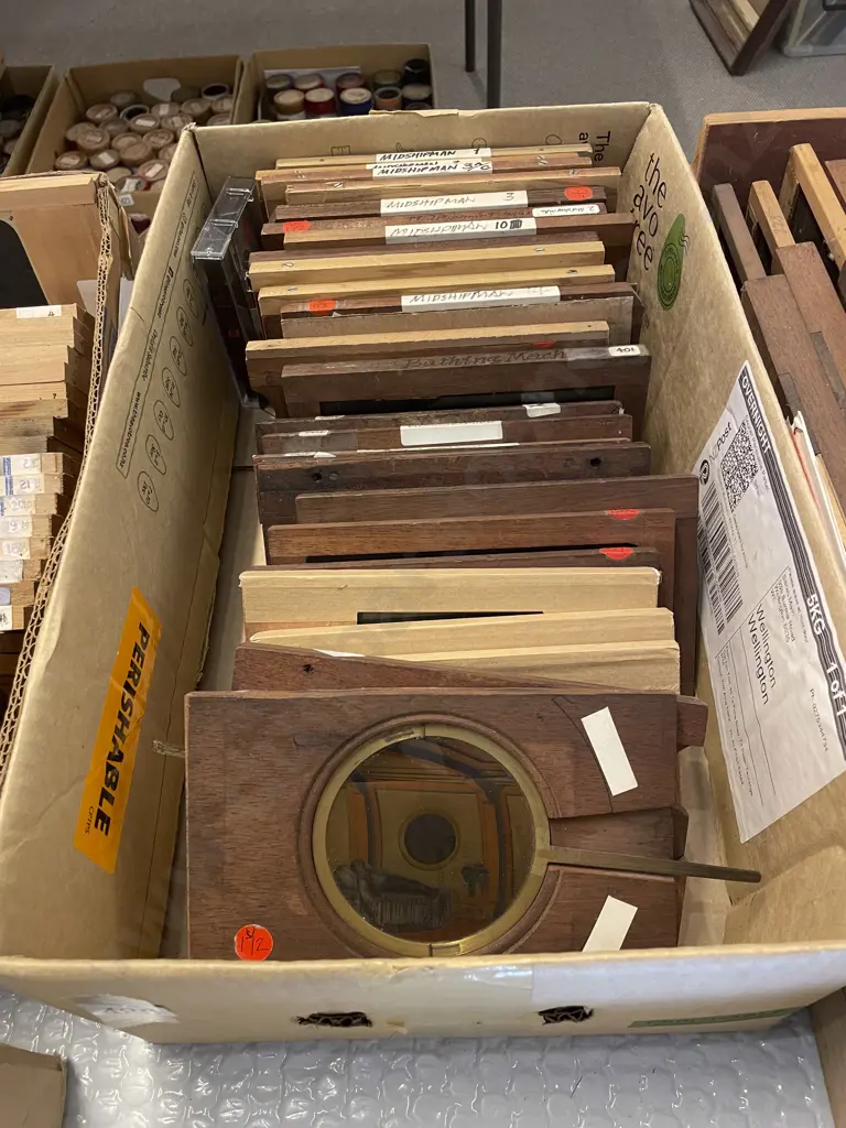 Lantern Slides Image 1++