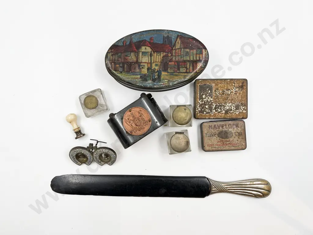 Paper Fold with Inkwells Money Box and Marine Ivory Seal etc Image 1++