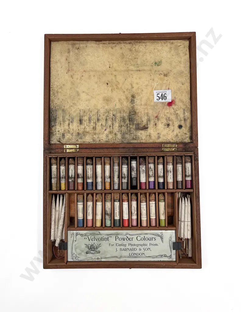 Early C20th Barnard & Son "Velvotint" Powder Colours Image 1++