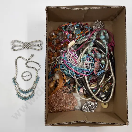 Collection of Costume Jewellery