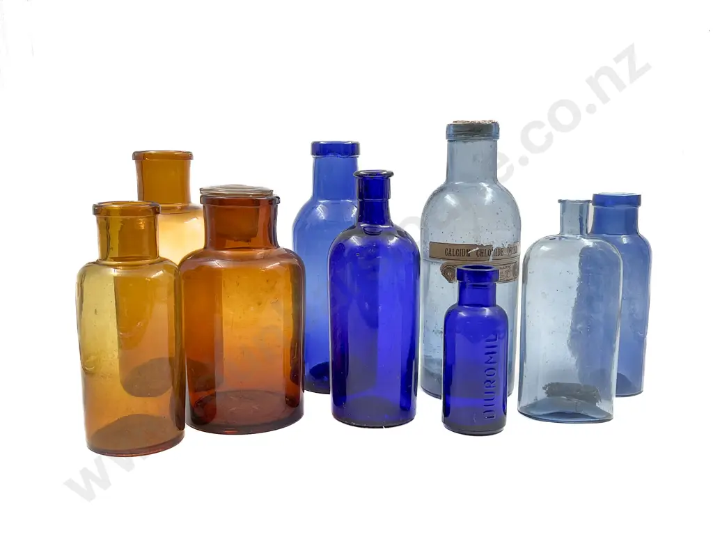 Colonial Blue and Brown Chemist Jars Image 1++