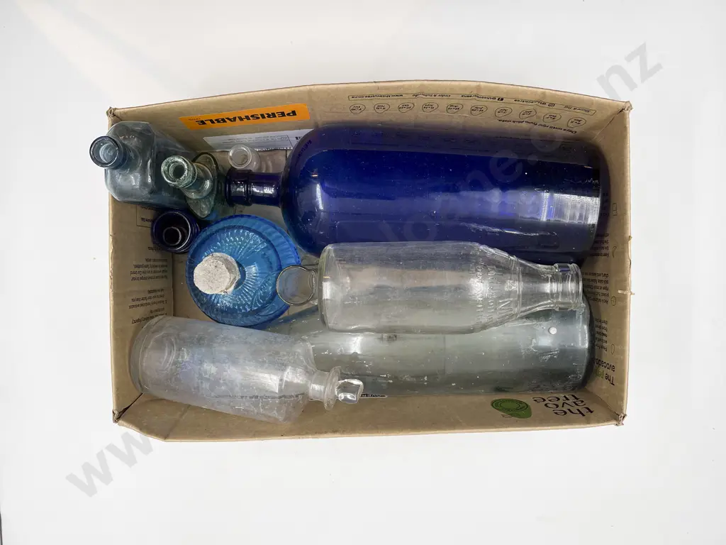 Colonial Bottles Image 1++