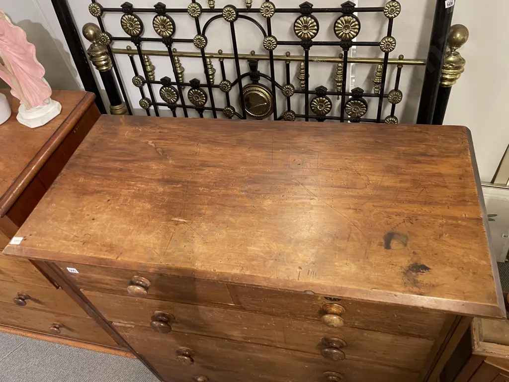 NZ Colonial Kauri Flat Front Chest Image 1++