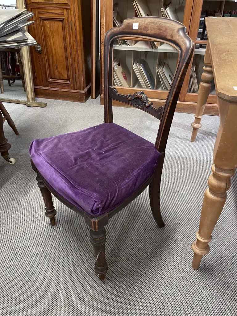 Set of Seven Victorian Elm Stick Back Dining Chairs Image 1++