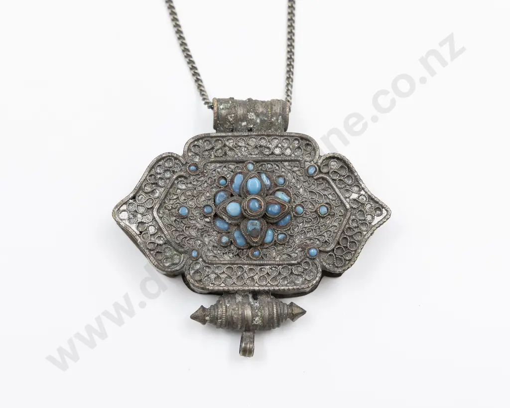 A Tibetan Silver Gau Image 1++