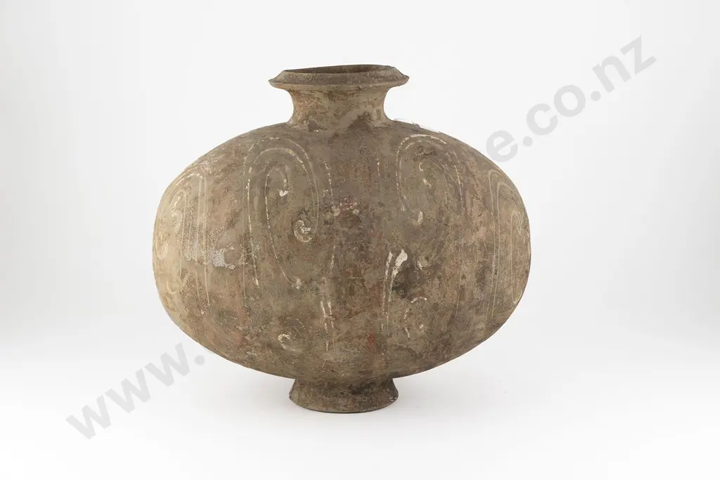 Chinese Neolithic Pottery vase Image 1++