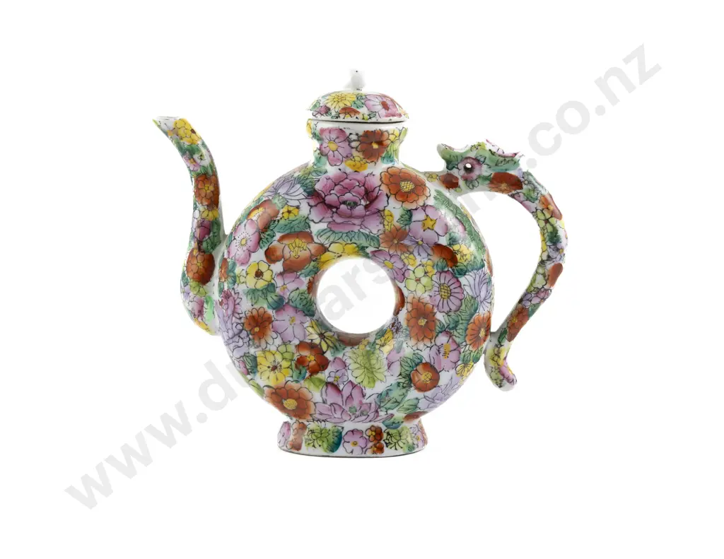 Early Century Famille Rose Circular Wine Ewer Image 1++