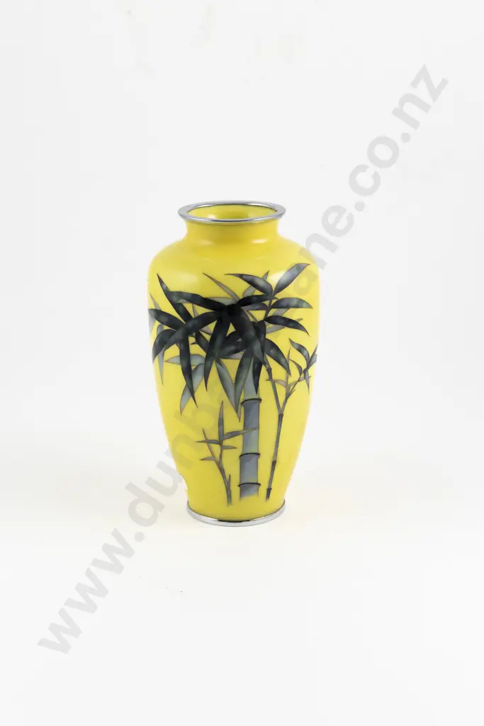 A Japanese Meiji Period Cloisonne Vase by Ando Jubei Image 1++