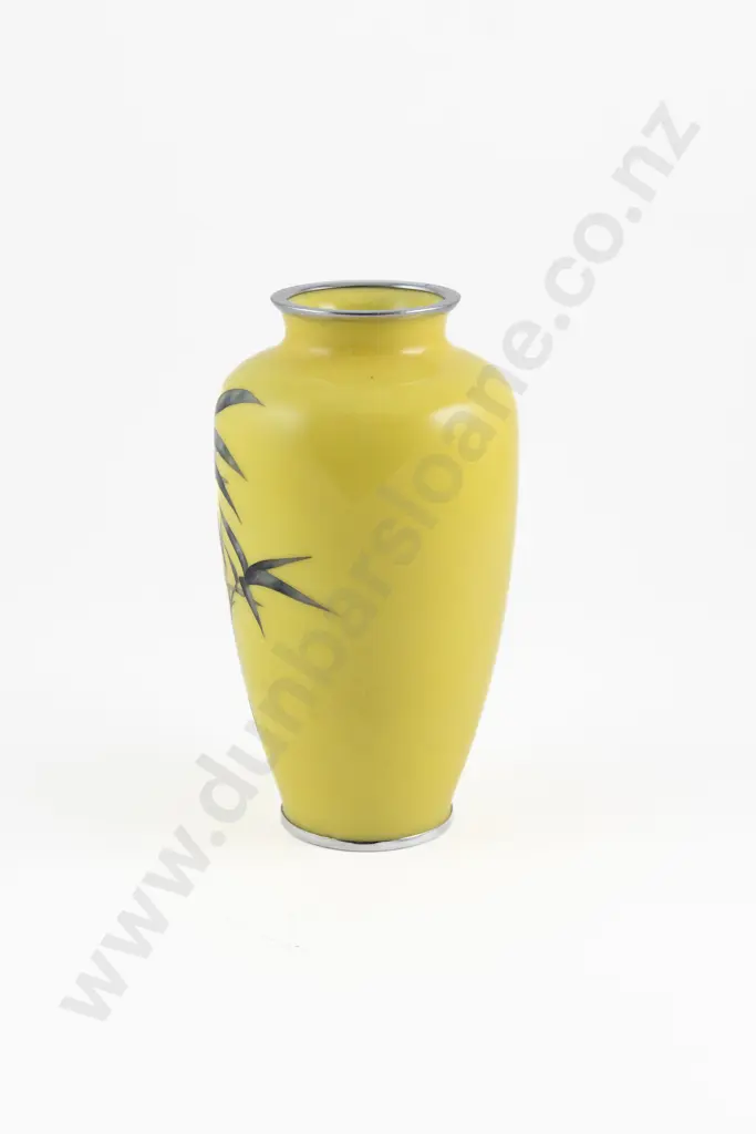 A Japanese Meiji Period Cloisonne Vase by Ando Jubei Image 1++