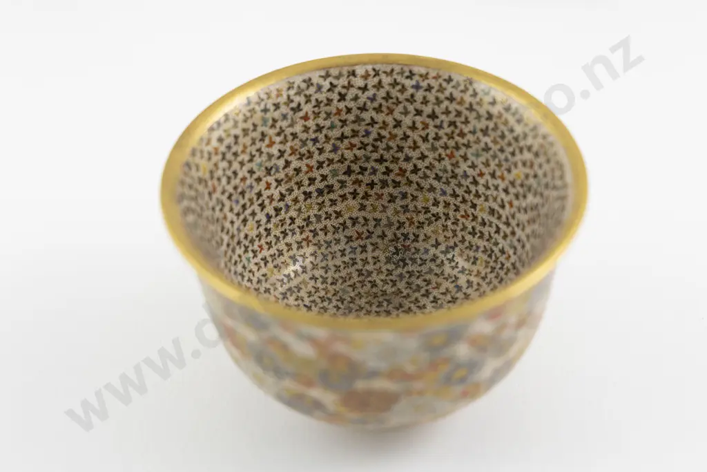 Three Fine Meiji Period Satsuma Tea Bowls By Yabu Meizan Image 1++