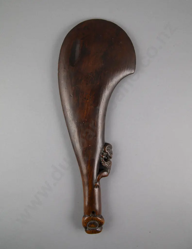 A Good Early 19th Century Wahaika (Carved Wood Hand Club) Image 1++