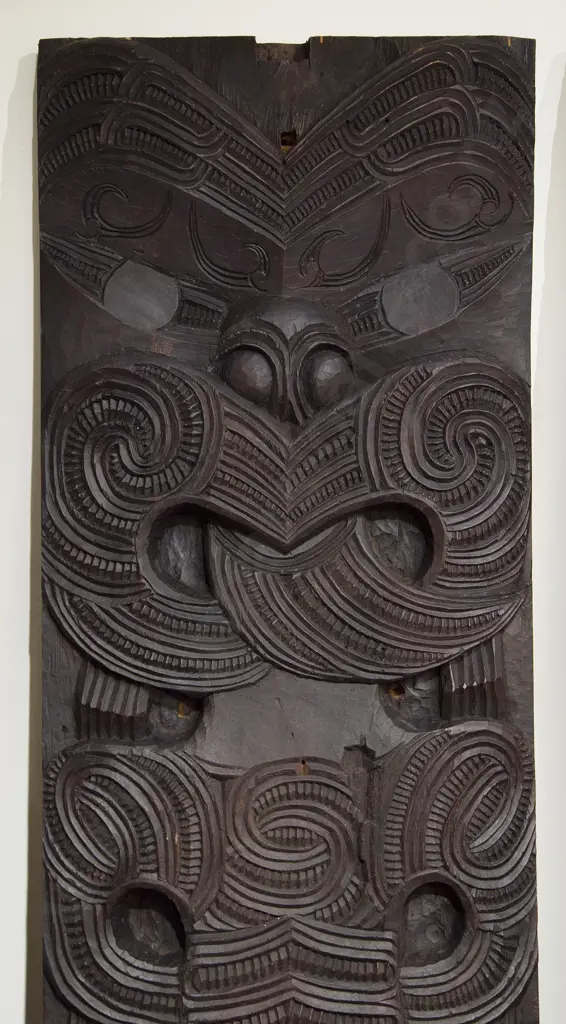 Tene Waitere Ngāti Tarawahi Poupou Image 1++