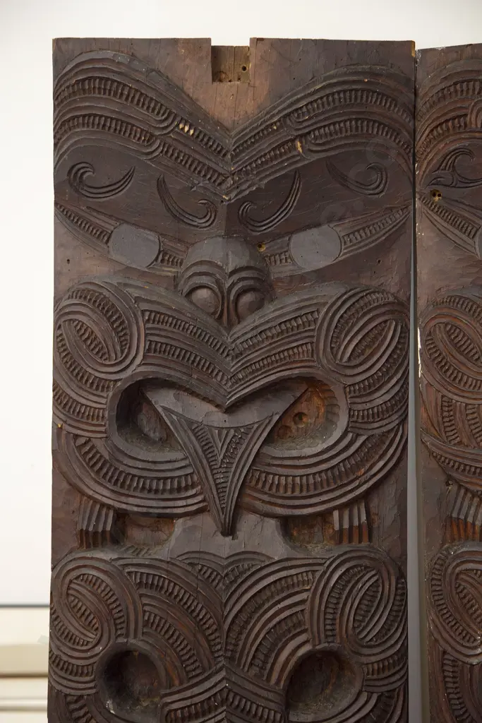 Tene Waitere Ngāti Tarawahi Poupou Image 1++