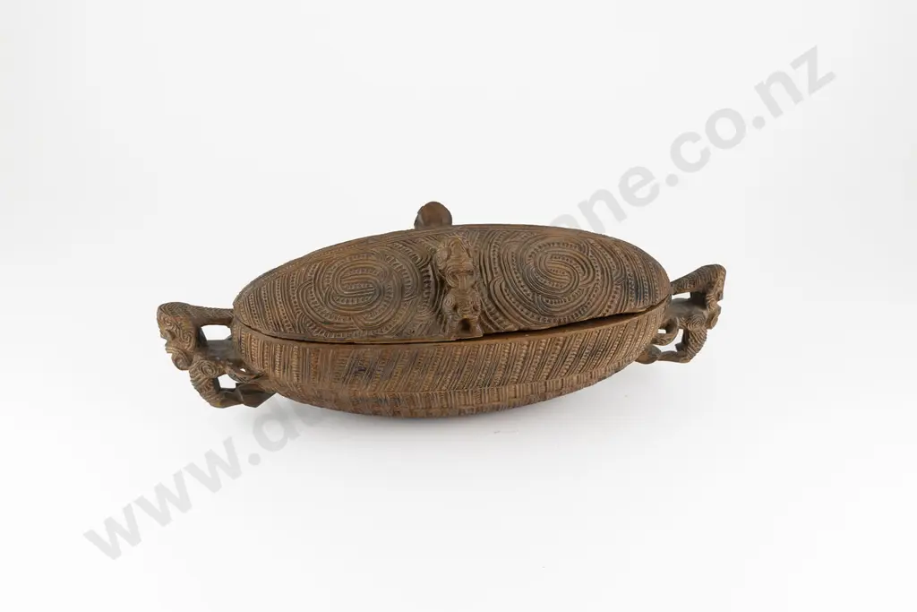 A 19th Century Wakahuia (Treasure Box) Image 1++