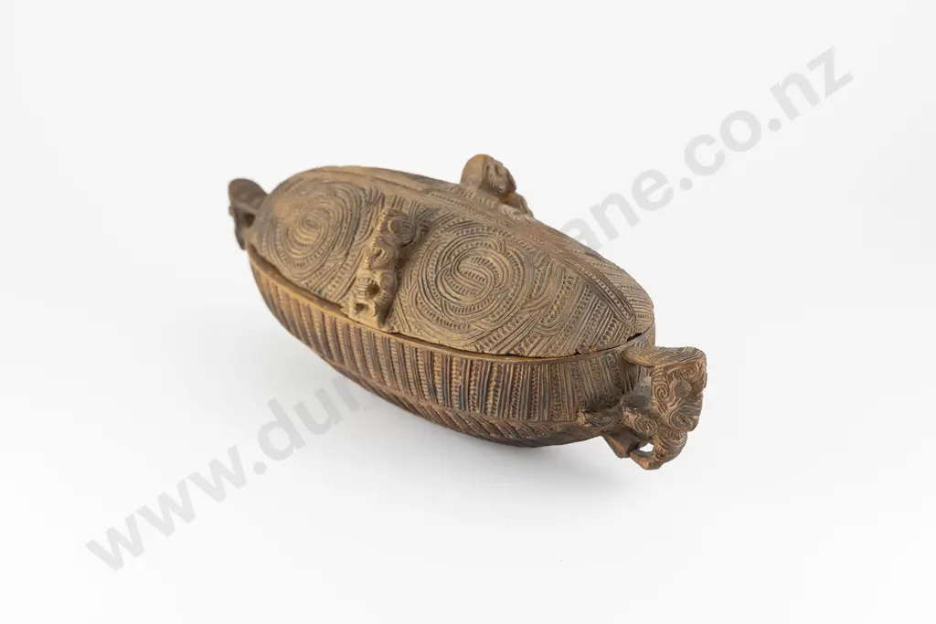 A 19th Century Wakahuia (Treasure Box) Image 1++