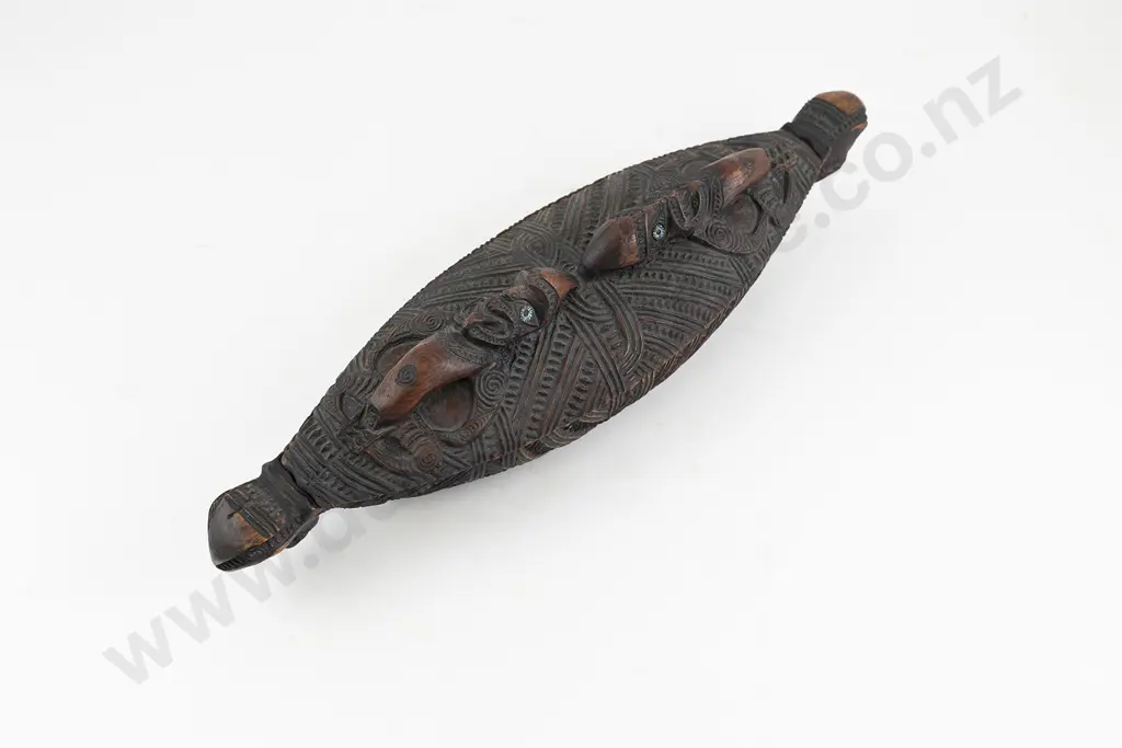 A Good 19th Century Wakahuia (Treasure Box) With Huia Feather Image 1++