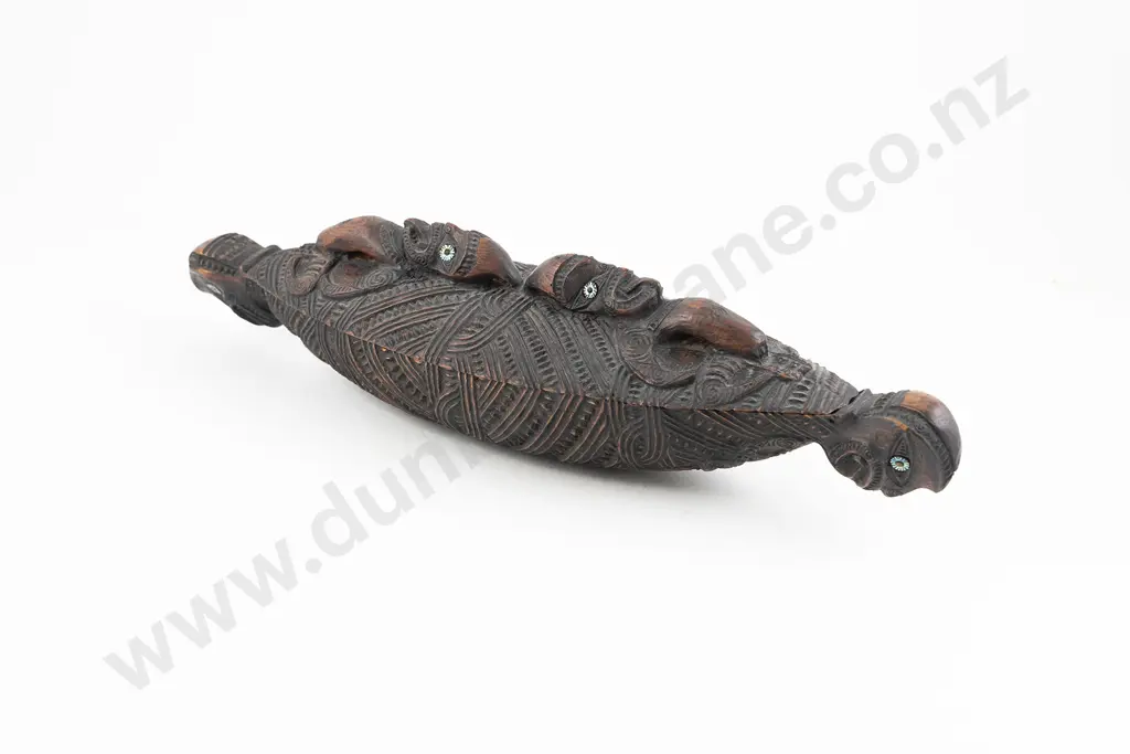 A Good 19th Century Wakahuia (Treasure Box) With Huia Feather Image 1++