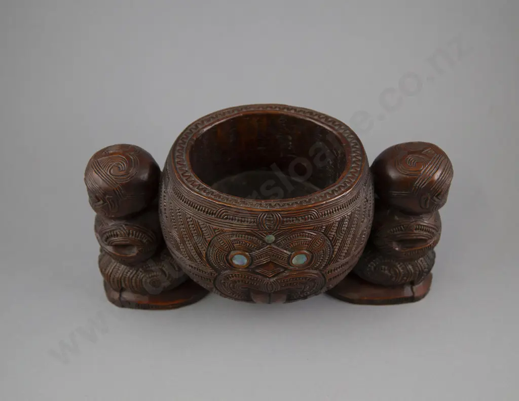 A Late 19th Century Figure Supported Kumete (Ngati Tarawhai) Image 1++
