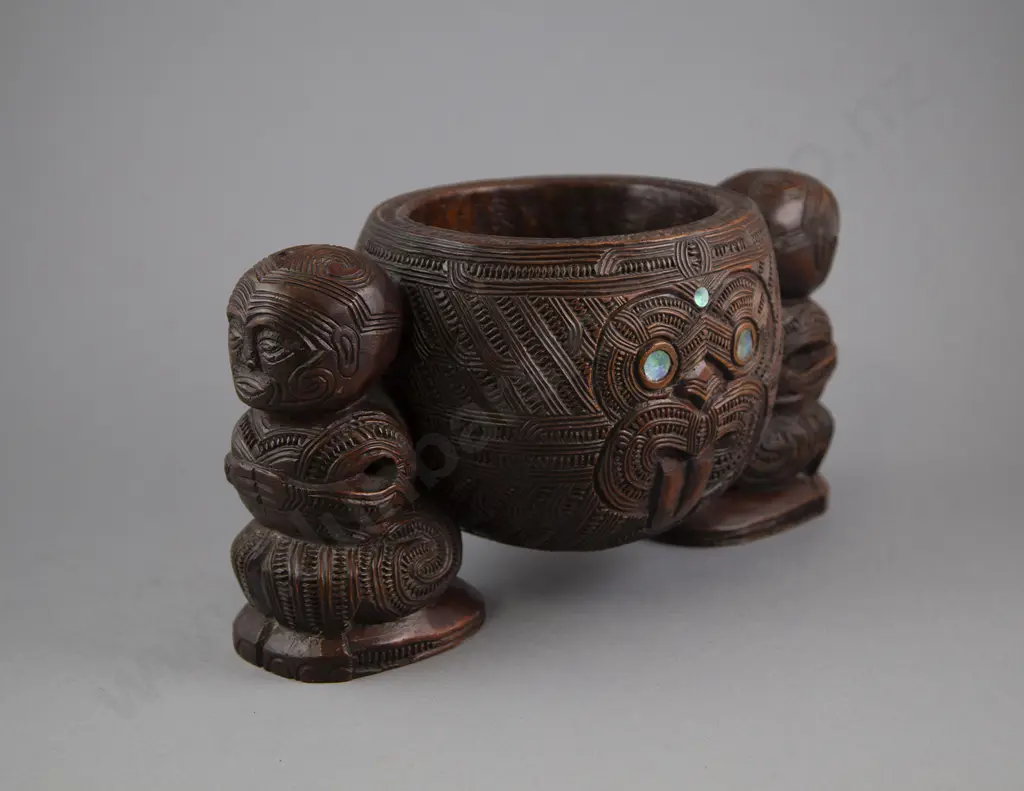 A Late 19th Century Figure Supported Kumete (Ngati Tarawhai) Image 1++