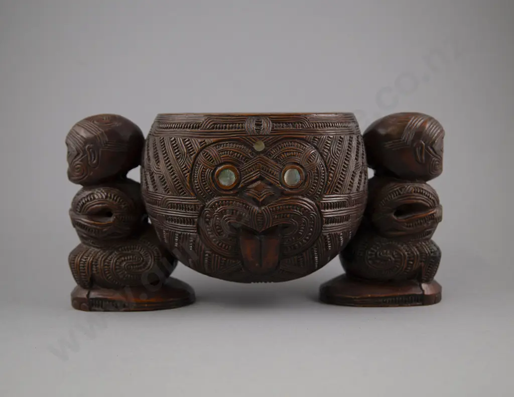 A Late 19th Century Figure Supported Kumete (Ngati Tarawhai) Image 1++