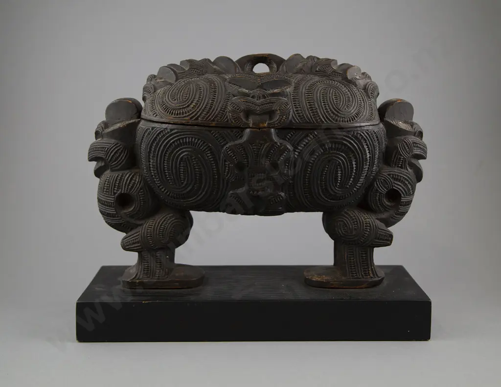A Good Late 19th Century Figure Supported Kumete (Ngati Tarawhai) Image 1++