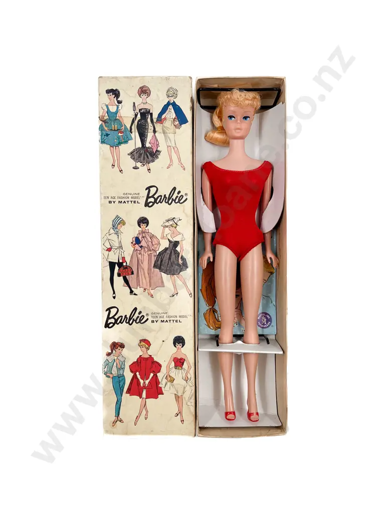 Mattel C1962 Boxed Blonde Ponytail Barbie Image 1++