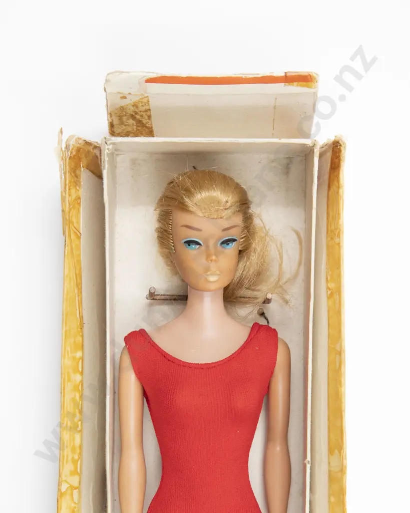 Mattel C1962 Boxed Ash Blonde Ponytail Swirl Barbie Image 1++