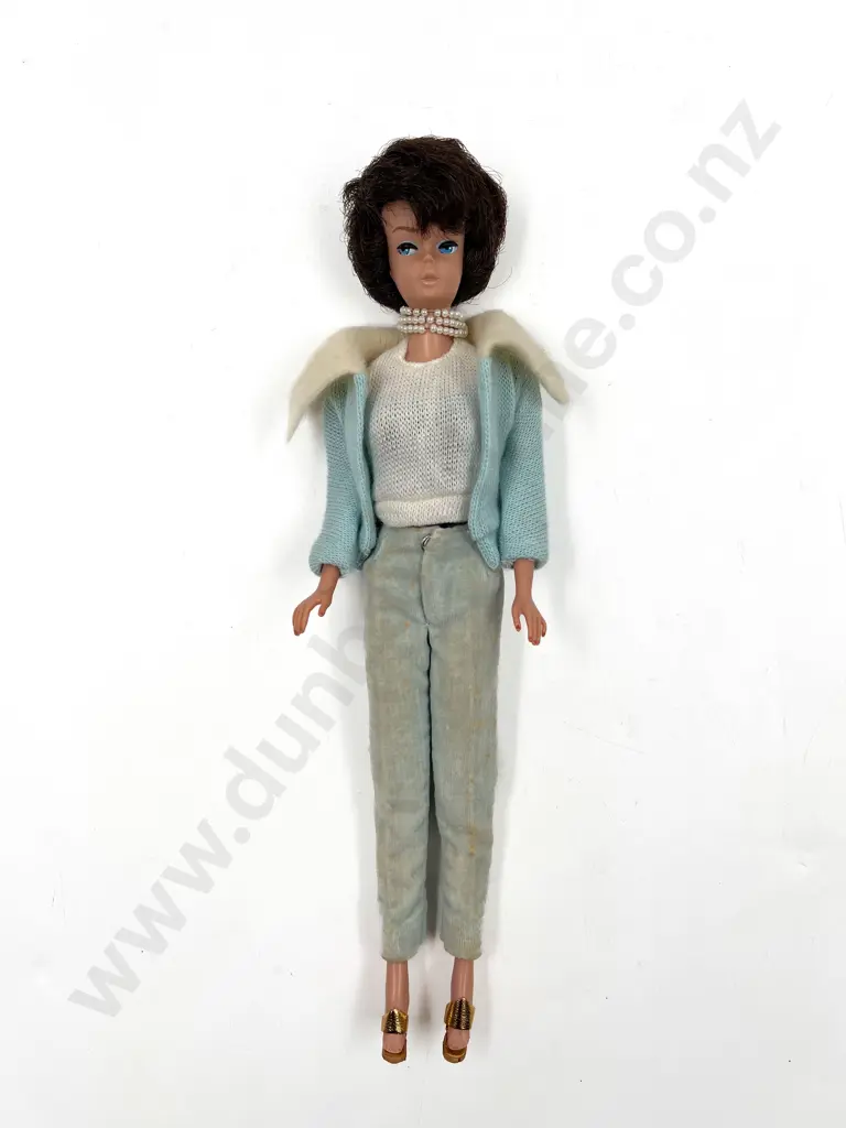 Mattel 1963 Brunette Bubble Cut Barbie Image 1++