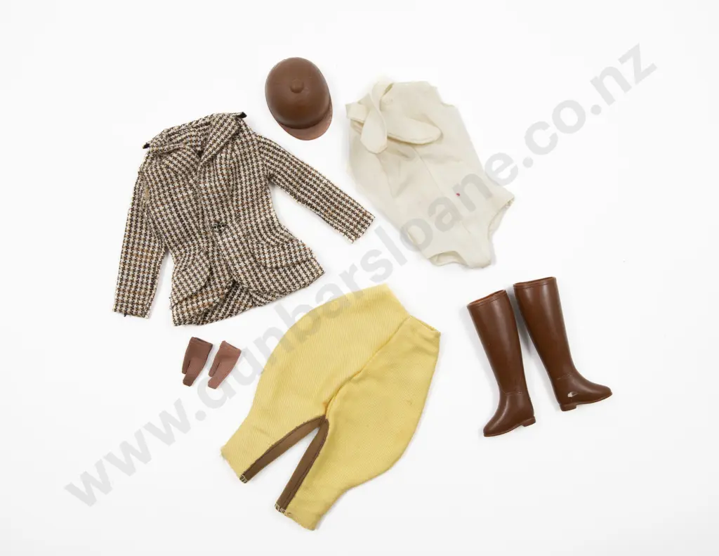 Costume Riding in The Park 1966-67 #1668 Image 1++