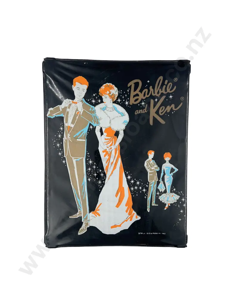 Mattel C1963 Barbie and Ken Black Vinyl Wardrobe and Doll Case Image 1++
