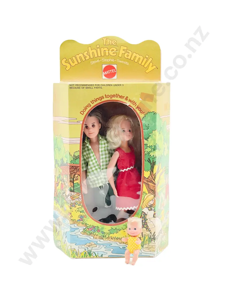Boxed Mattel Sunshine Family Steve Stephie and Sweets Image 1++