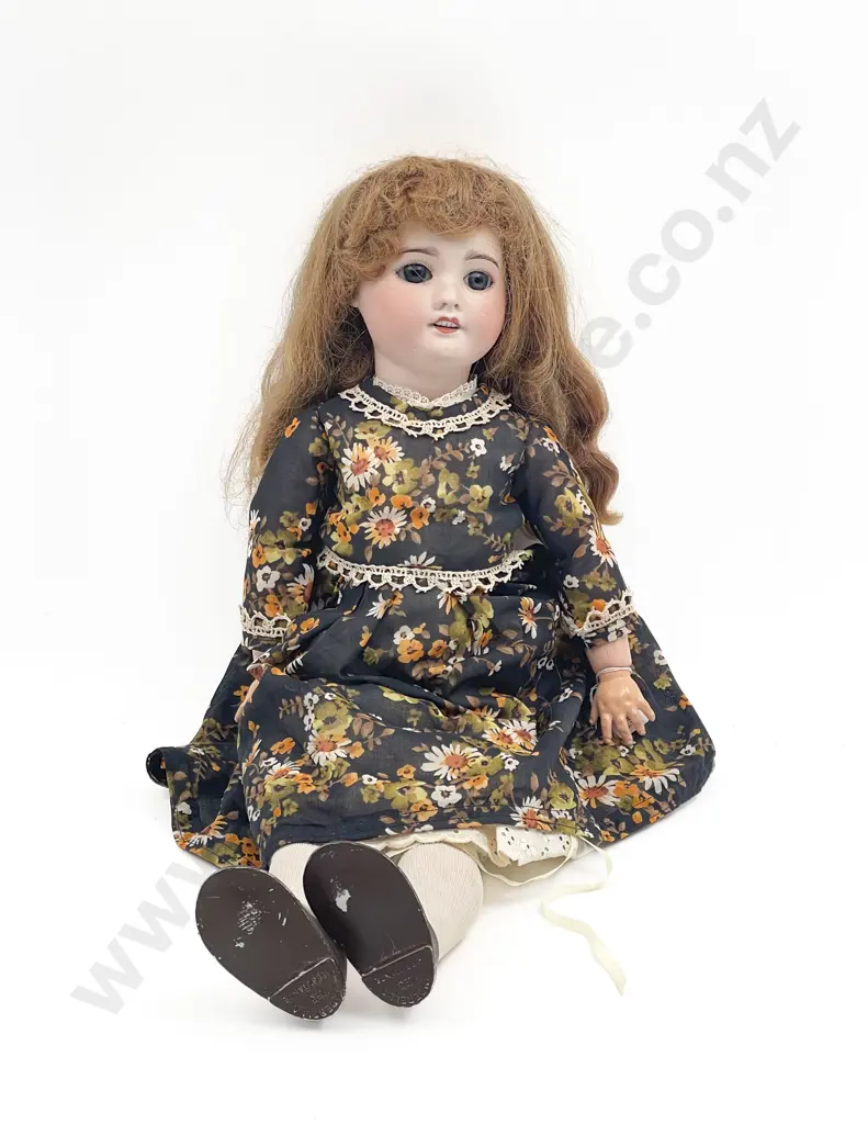 'Gwendoline' SFBJ Bisque Doll Image 1++
