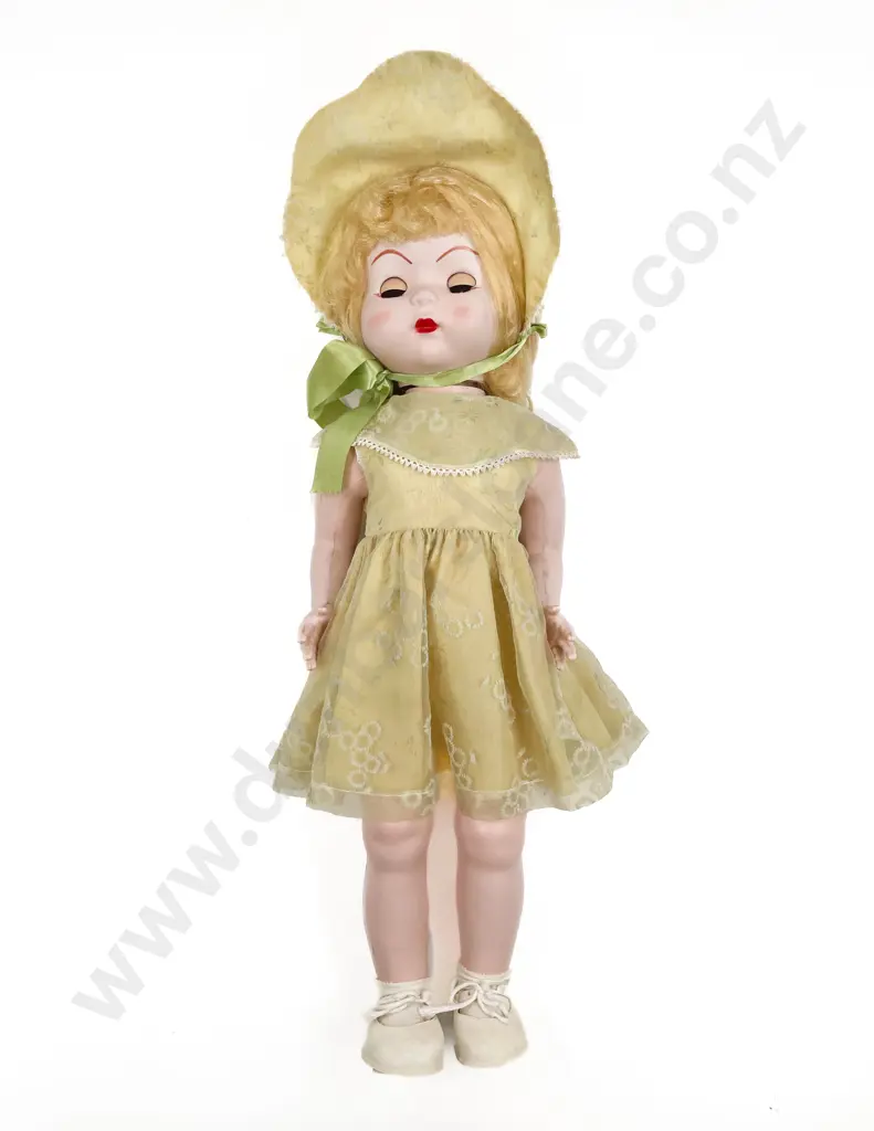 NZ Pedigree All Hard Plastic Walkie Talkie Doll Image 1++