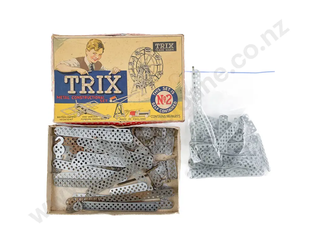 Boxed Made in England Trix Metal Construction Set No2 Image 1++